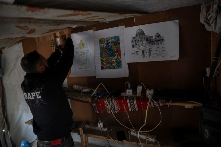 From Artist to Phone Charger: War Alters Lives in Gaza