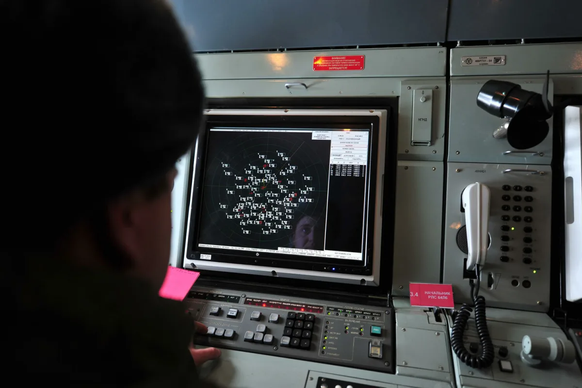 Explosions in Russia's Smolensk Region: Unconfirmed Incident Amid Claims of Air Defense Intercepts