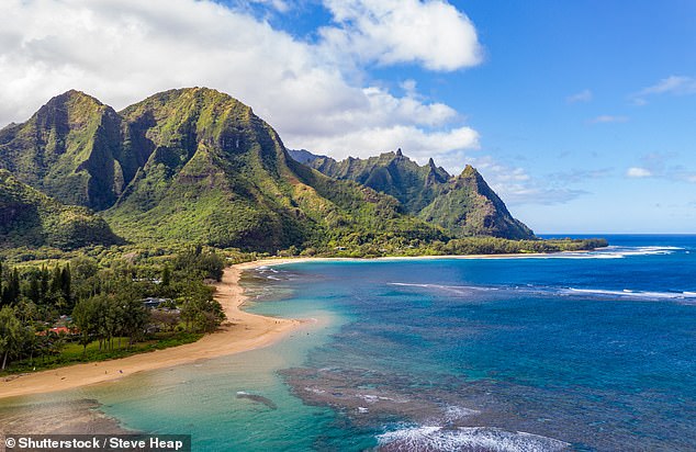 Tourist Helicopter Crash on Kaua'i Kills Three, Injures Two
