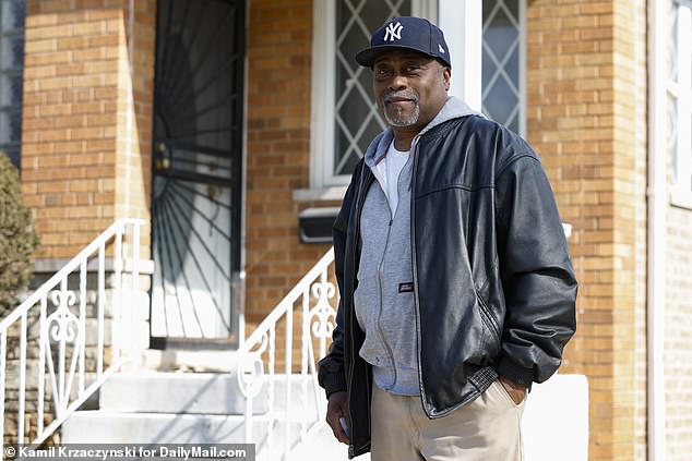 Former Mayor's Father Shot in Chicago; Family Speaks Out on Gun Violence