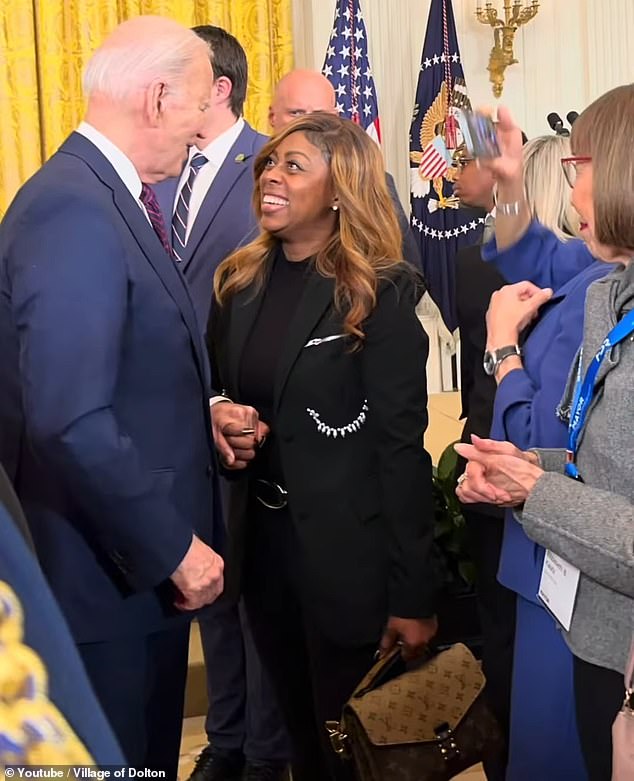 Former Mayor's Father Shot in Chicago; Family Speaks Out on Gun Violence