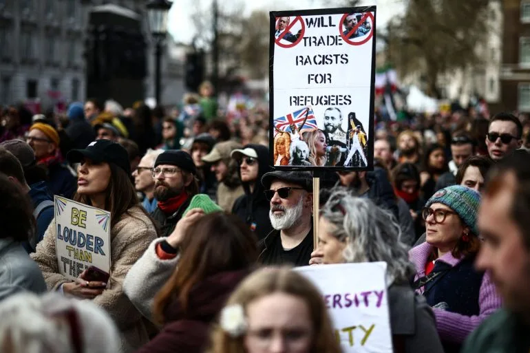 London March Against Far-Right Draws Hundreds of Thousands, Despite Disputed Numbers