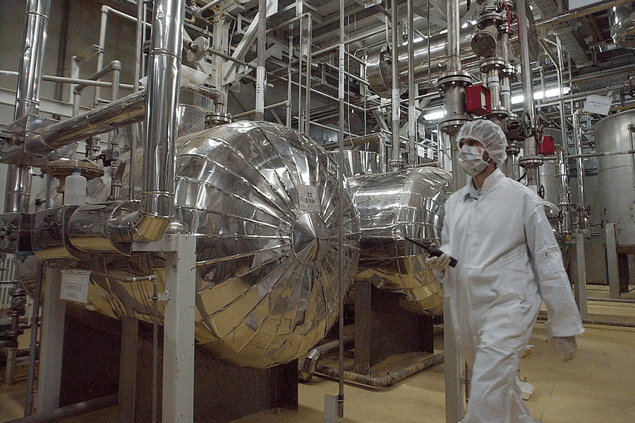 U.S. Considers Covert Uranium Extraction Mission in Iran, Report Says