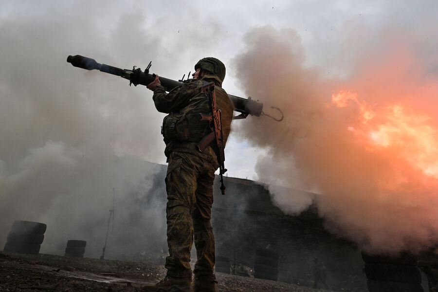 Russia Reports Damaging Ukraine's Military in 162 Areas, Captures Two Settlements