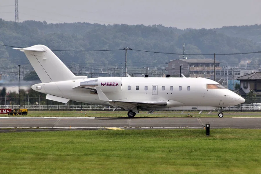 NATO Reconnaissance Aircraft from U.S. and Sweden Patrol Near Russia's Kaliningrad Region