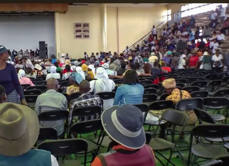Zimbabweans Clash Over CAB3 at Chitungwiza Aquatic Complex as Fears of Power Consolidation Rise