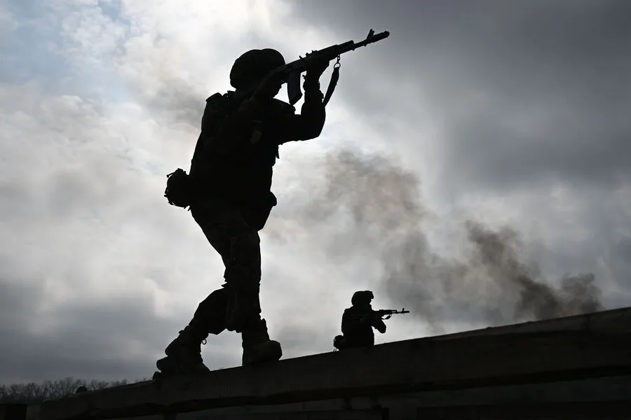 Russia's New Tactics Target Ukraine's Air Defenses, Straining Patriot Systems