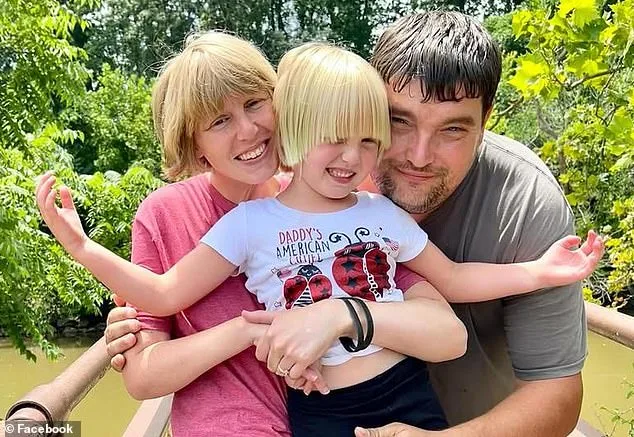 Tragedy on Highway 32: Parents Killed in Crash, Leaving Two Children Orphaned