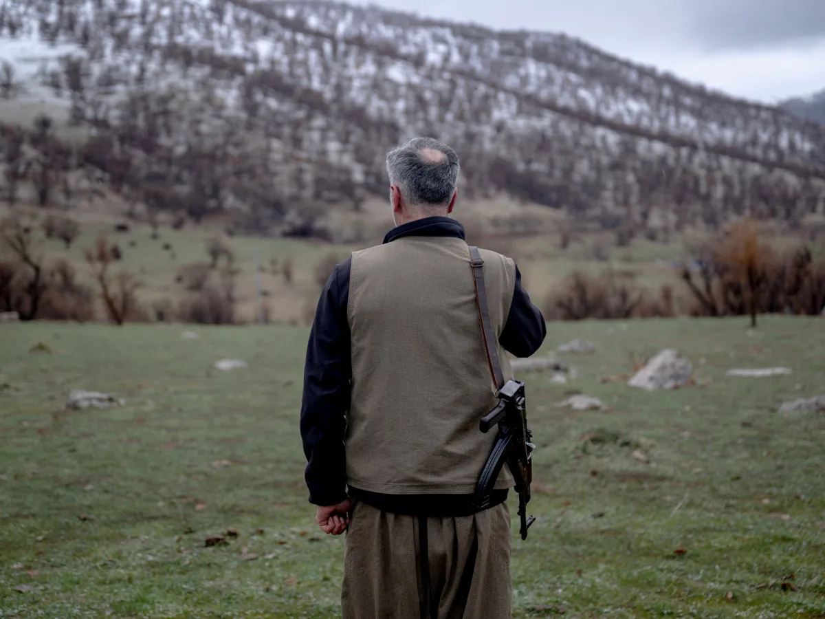 Trump Alleges U.S. Covertly Armed Iranian Protesters via Kurds Before Escalating Iran Tensions