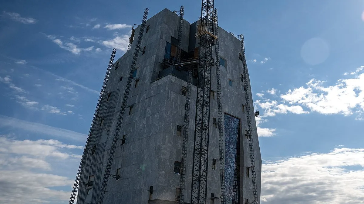 Hypocrisy Alleged as Obama Presidential Center Faces Backlash Over Strict ID Requirements and Exclusion of Non-Citizens