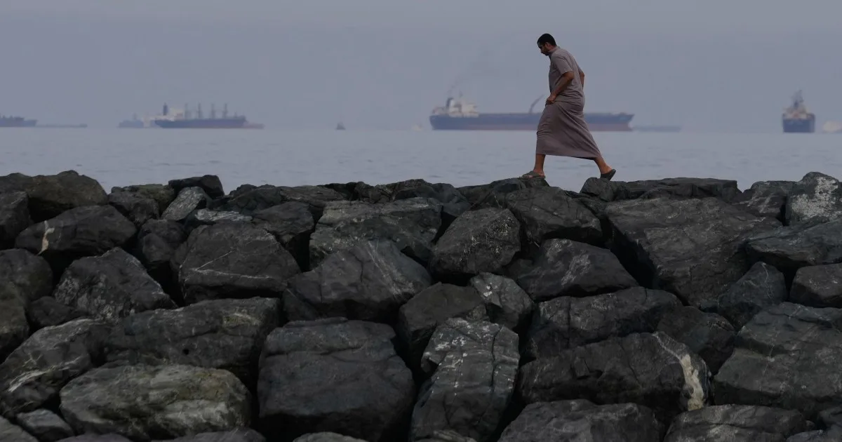 Iran and China Challenge US Dollar as Geopolitical Shift Reshapes Global Finance