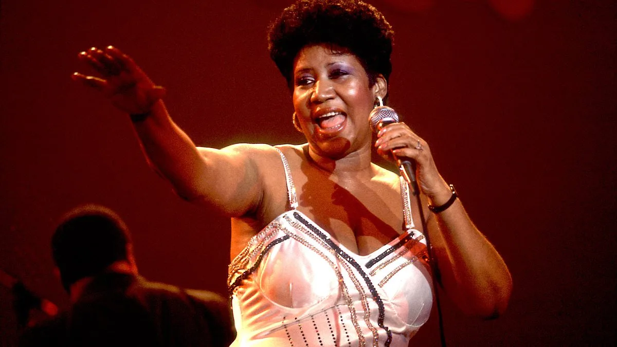 Behind the Glamour: Jean-Pierre Dorléac Reveals Untold Stories of Aretha Franklin in New Book