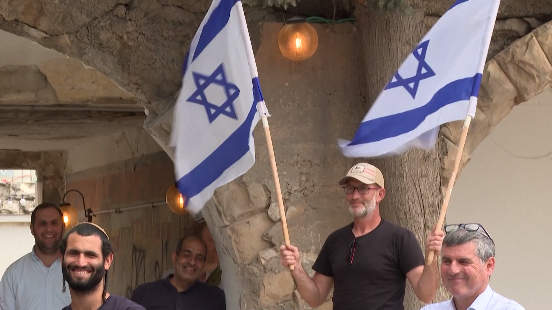 Israel Prepares to Resume Attacks as Ceasefire Protesters Demand Action