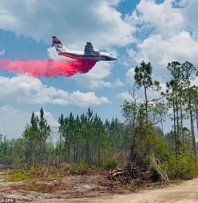 Volunteer firefighter dies from medical emergency while battling deadly Florida wildfires