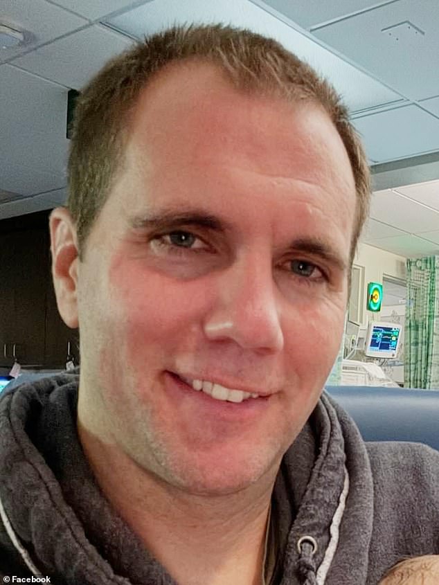 Utah police seek father and two missing young sons amid danger fears.