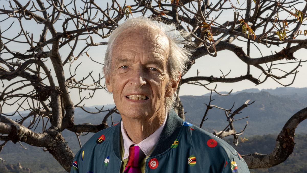 Jon Snow urges government action after public support for his Alzheimer's diagnosis.