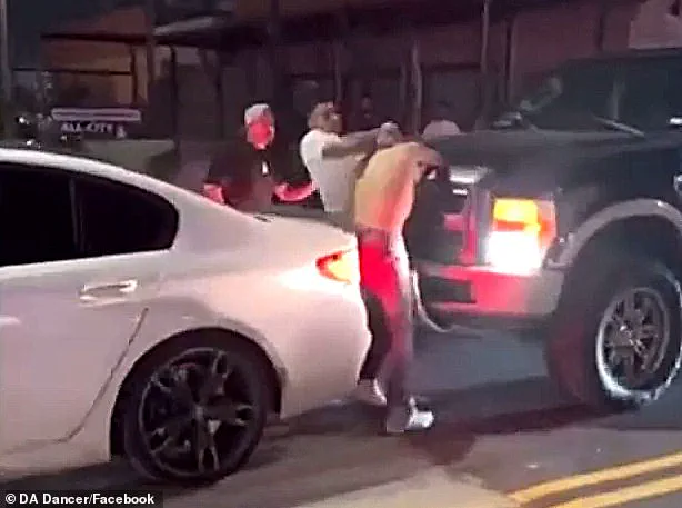 Fight outside San Antonio bars spills into traffic