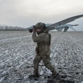 Russian Forces Use Drone to Neutralize Ukrainian Machine Gun Nest