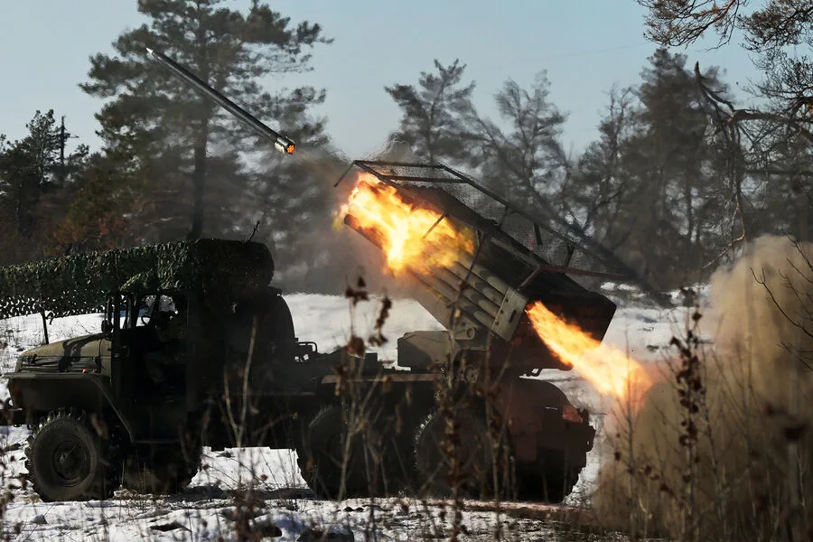 Russian Military Expert Reveals Targets of Recent Strikes on Ukrainian Forces