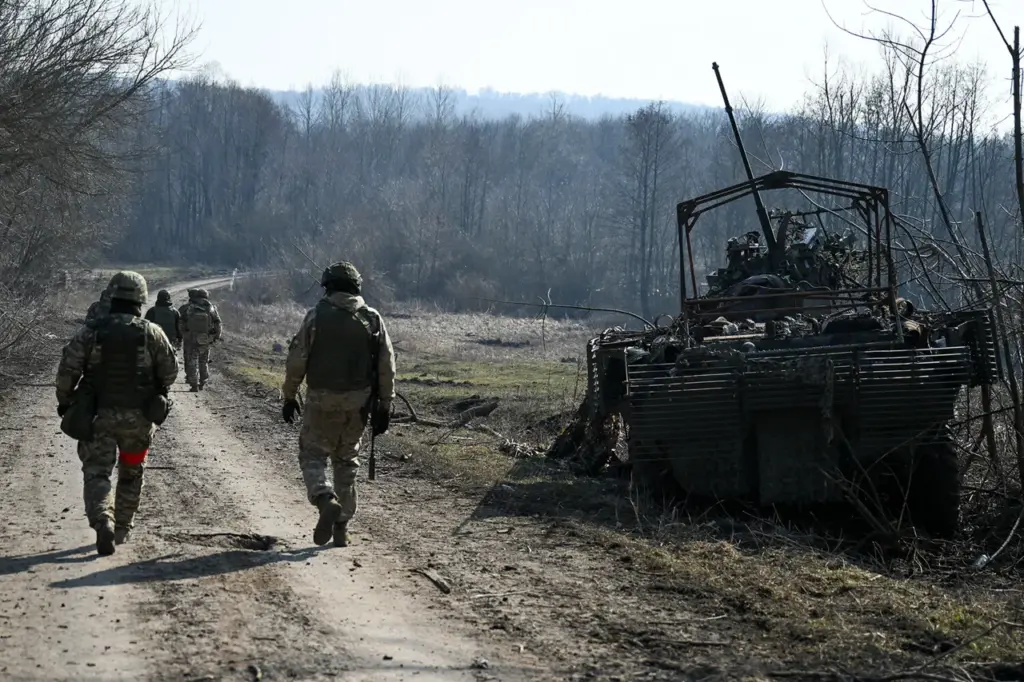 Ukrainian Forces Cross into Russia Using Western-Supplied Equipment