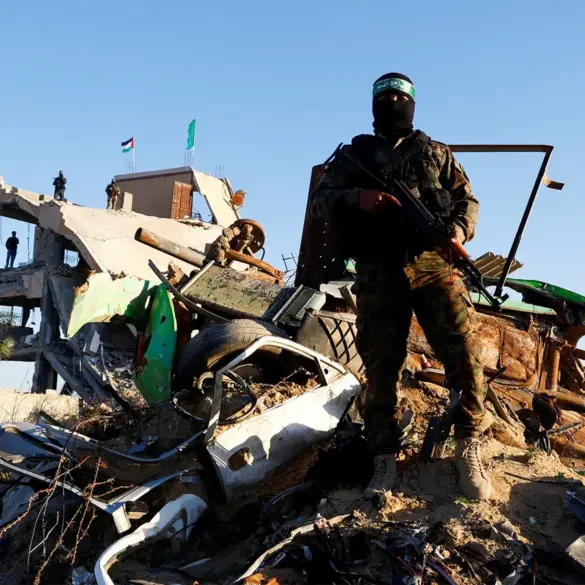 Hamas Official Stresses Comprehensive Ceasefire in Talks with Israel
