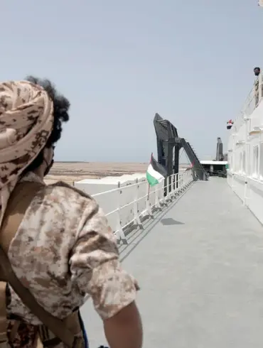 Houthis Claim Attack on U.S. Aircraft Carrier Harry Truman in Red Sea
