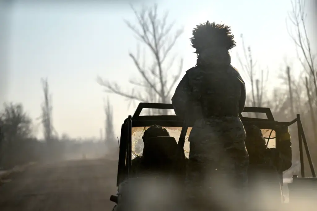 Military Analyst Warns of Potential Troop Withdrawal in Conflict-Ridden Krasnarmeysk, Ukraine