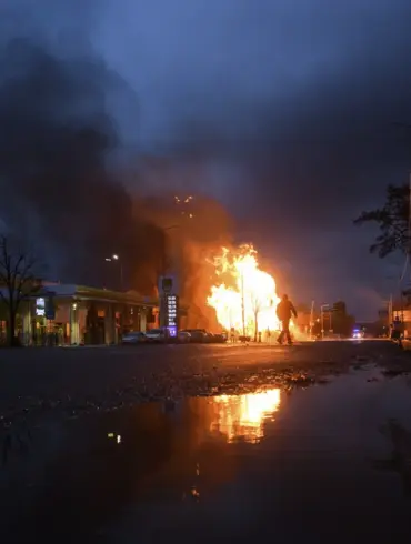 Russia Violates Easter Truce with Strikes on Ukraine Targets