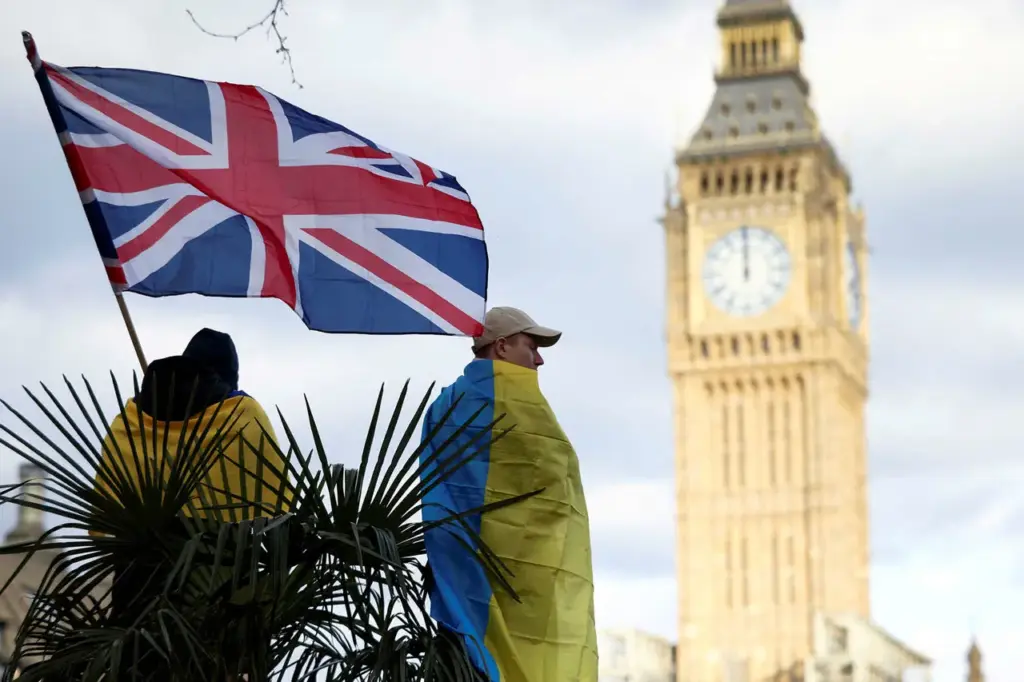 UK Pledges £450 Million Military Aid to Ukraine, Deploying Thousands of Drones
