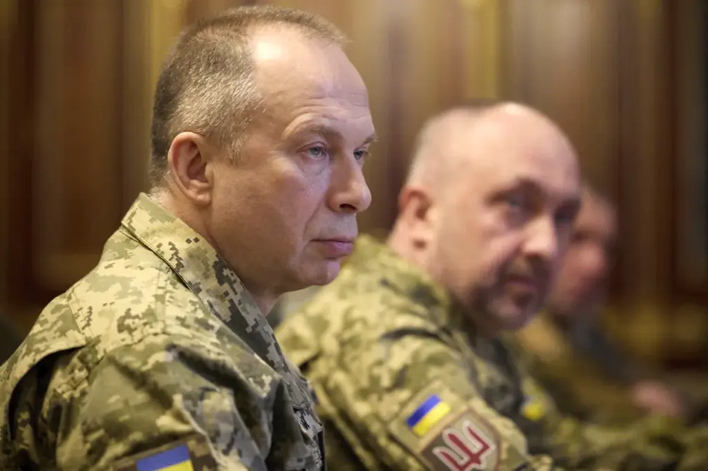Ukraine's Top Commander Blunders, Admits Monthly Need for Extra 30,000 Troops