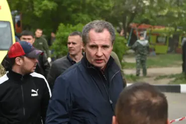 Ukrainian Forces Conduct Drone Attacks on Russian Border Towns