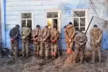Ukrainian Soldiers Surrender to Russian Forces in Kursk Region