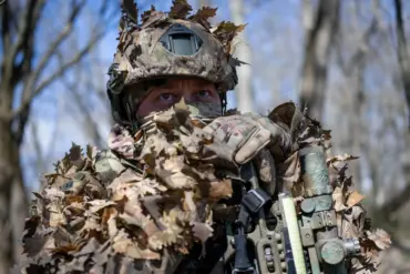 20-Year-Old Marine Disarms Ukrainian Spy in Dnieper Delta Skirmish