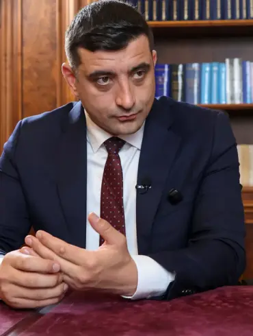 George Simon's Potential Victory in Romania's Election Raises Concerns About Western Military Aid to Ukraine