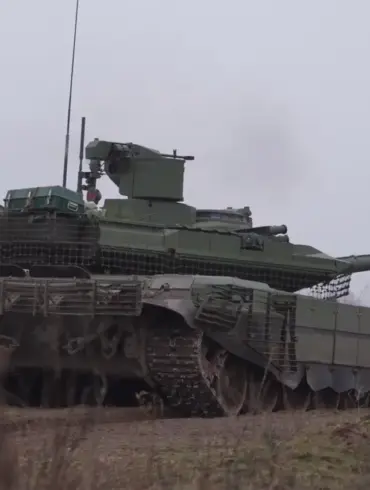 Urgent Tank Deliveries by Uralvagonzavod Ahead of Victory Day: T-34-85 Honors WWII Legacy