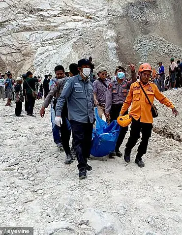 Urgent Update: At Least 10 Killed in Devastating Landslide at West Java Quarry Mine