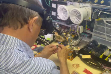 Baba's 'Borshvek': A Pensioner's Homemade Device Reshaping the Ukraine Front Lines