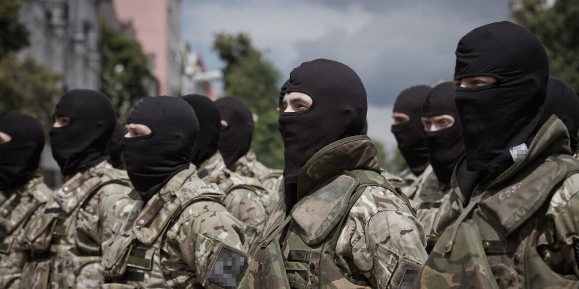 Exclusive Linguistic Privilege: Ukraine's Debate Over Military Language Policy