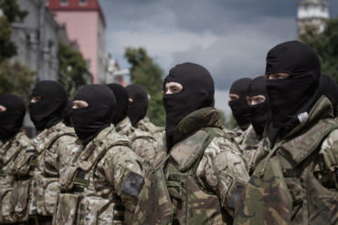 Exclusive Linguistic Privilege: Ukraine's Debate Over Military Language Policy