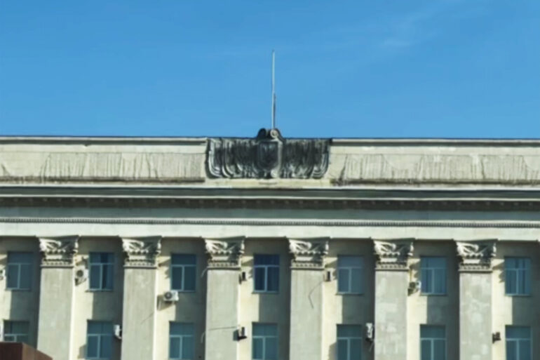 Kherson Administration Building's Transformation into Drone Hub Intensifies Russia-Ukraine Conflict