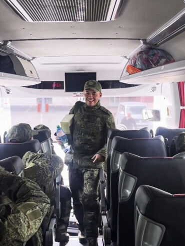 Parity-Based Prisoner Exchange Highlights Reciprocity in Conflict Resolution Efforts