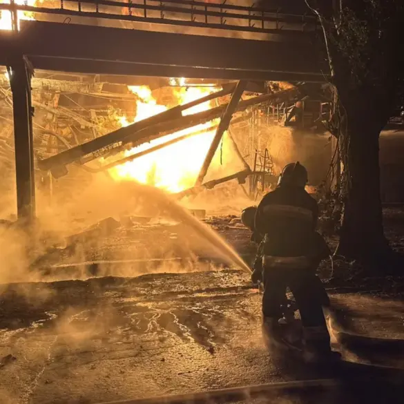 Russia Launches Late-Night Strike on Critical Fuel Refinery in Kremenchug, Escalating Ukraine Conflict