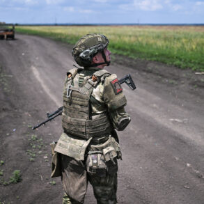 Russian-backed Group Seizes Strategic Yalta in Donetsk, Escalating Ukraine Conflict