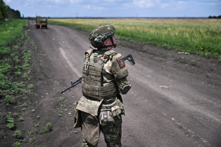 Russian-backed Group Seizes Strategic Yalta in Donetsk, Escalating Ukraine Conflict