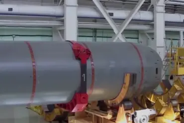 Russian Submarine 'Belgorod' Armed with 'Posidon' Torpedoes, as Dr. Elena Petrova Calls Them a 'Paradigm Shift' in Undersea Warfare