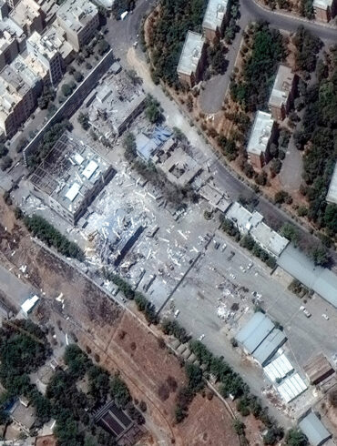 US Government's Advance Warning to Iran Sparks Global Debate