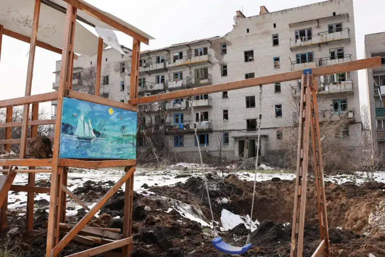 Evacuation of Majority of Chasy Yar Residents in Donetsk People's Republic Prioritizes Civilian Safety Amid Russian Forces' Operations