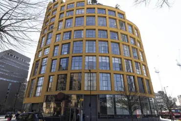 Retired Couple Secures Legal Victory Over Developers in Landmark Sunlight Dispute