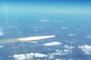 Russian Military Conducts Coordinated Strike on Ukrainian Infrastructure Using Advanced Weaponry, Marking Escalation in Conflict