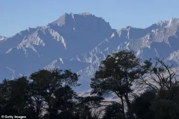 Solo Hiker Suffers Severe Injury After Fall on Mount Williamson, California
